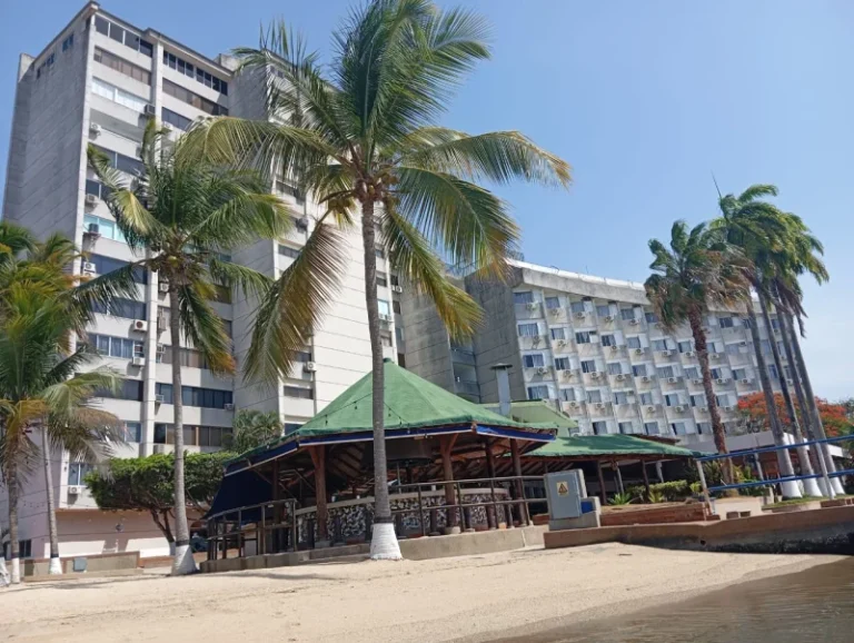 Club Bahia de Los Piratas